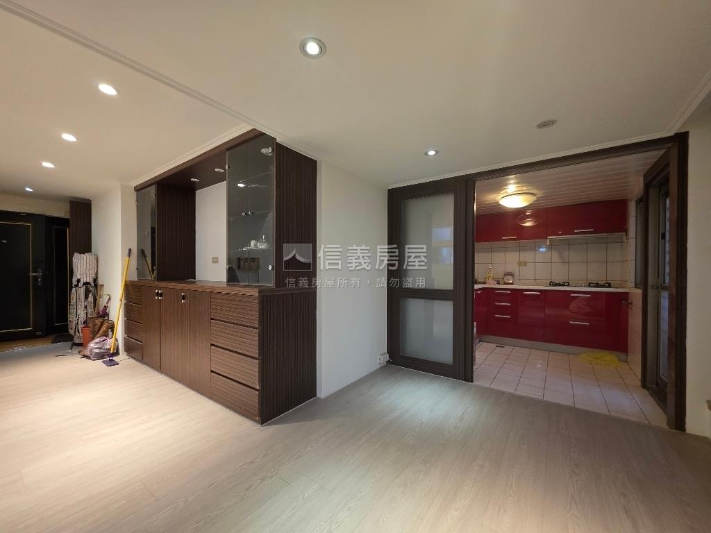 高鮮屋四房美屋房屋室內格局與周邊環境