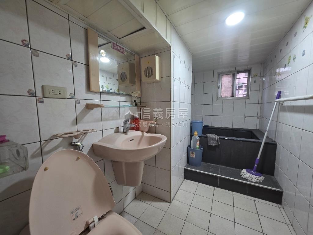 高鮮屋四房美屋房屋室內格局與周邊環境