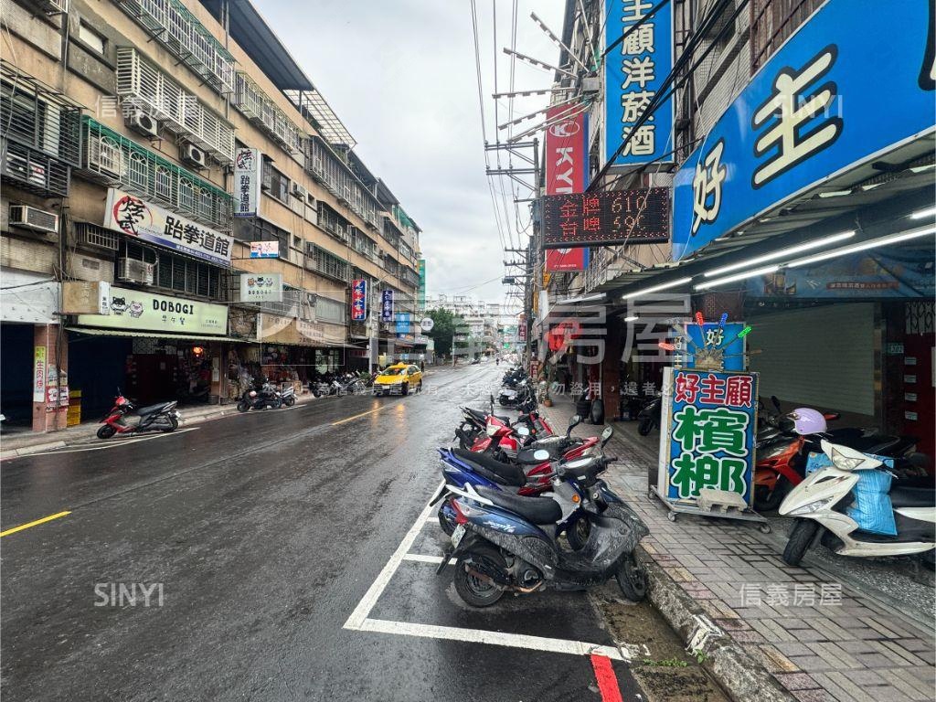 低總國小旁黃金店面房屋室內格局與周邊環境