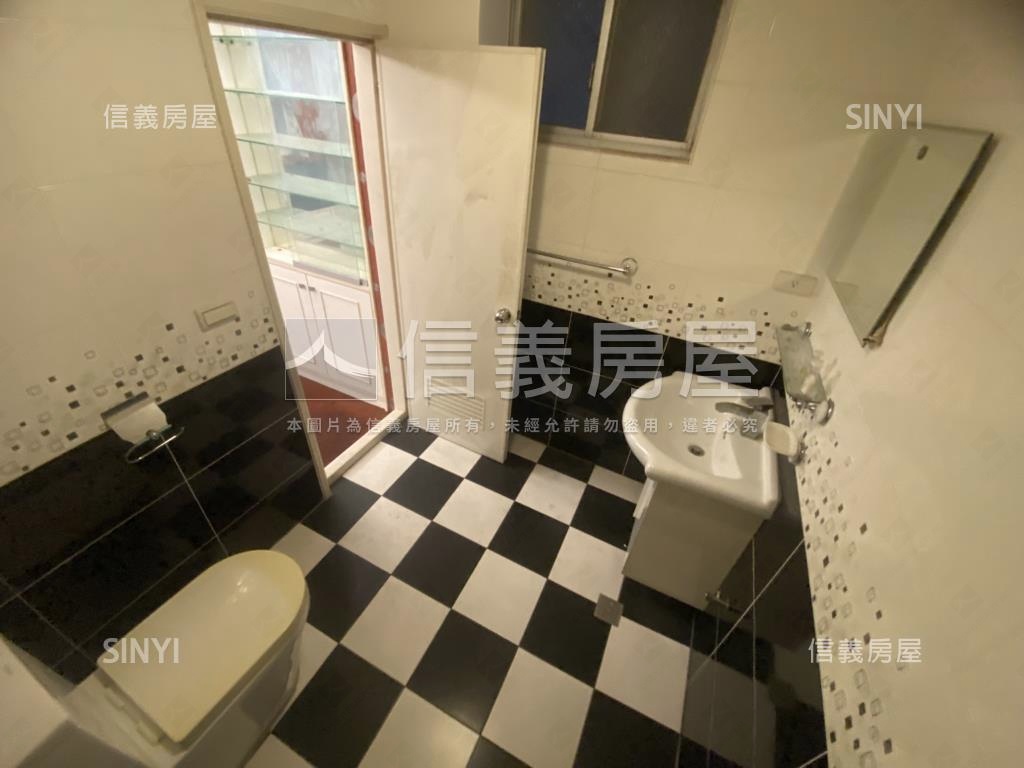 大智路稀有大空間店住房屋室內格局與周邊環境