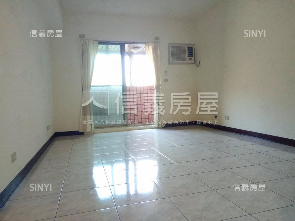 紅綠景觀樹海三房房屋室內格局與周邊環境