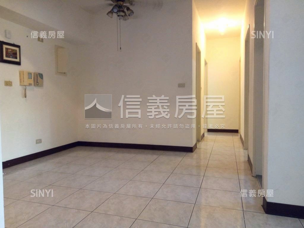 紅綠景觀樹海三房房屋室內格局與周邊環境