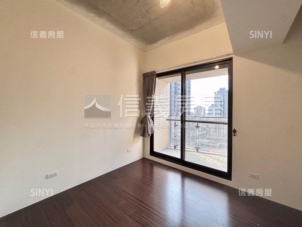 世界島視野戶三房車位房屋室內格局與周邊環境