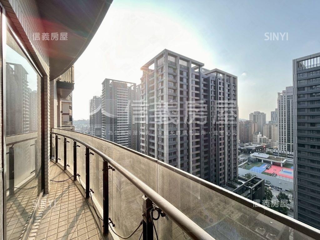 世界島視野戶三房車位房屋室內格局與周邊環境