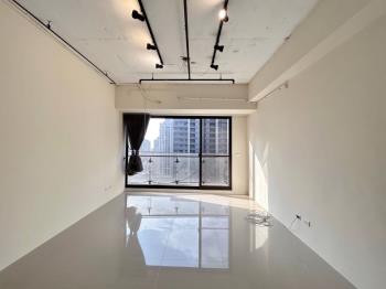 世界島視野戶三房車位