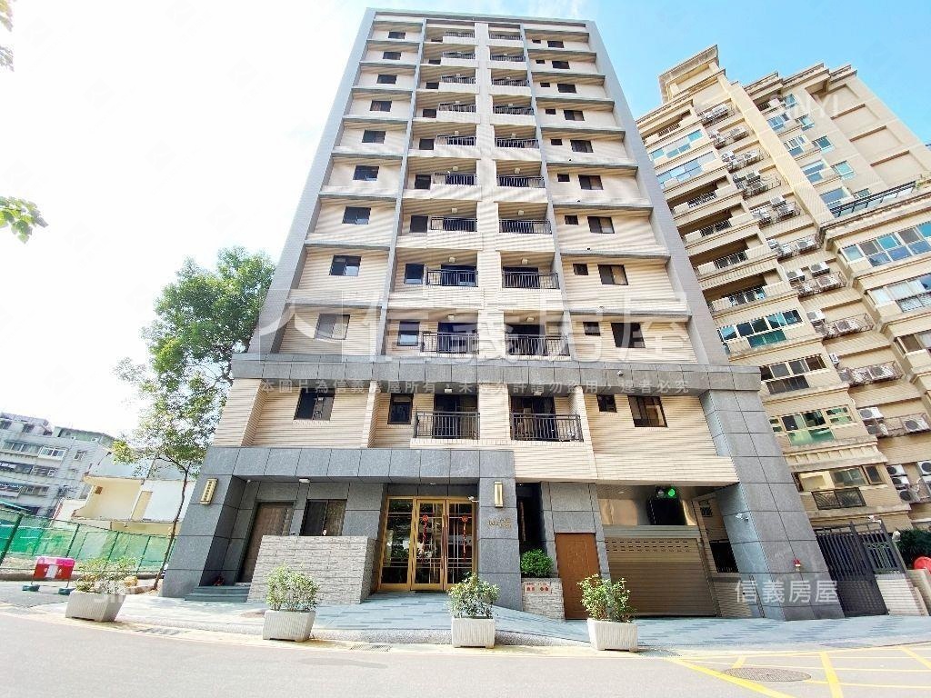 合唐儷賞三房加車位房屋室內格局與周邊環境