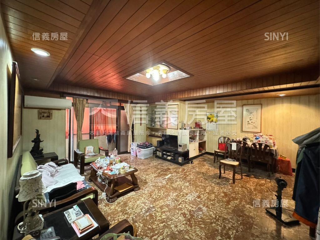 華廈稀有釋出房屋室內格局與周邊環境