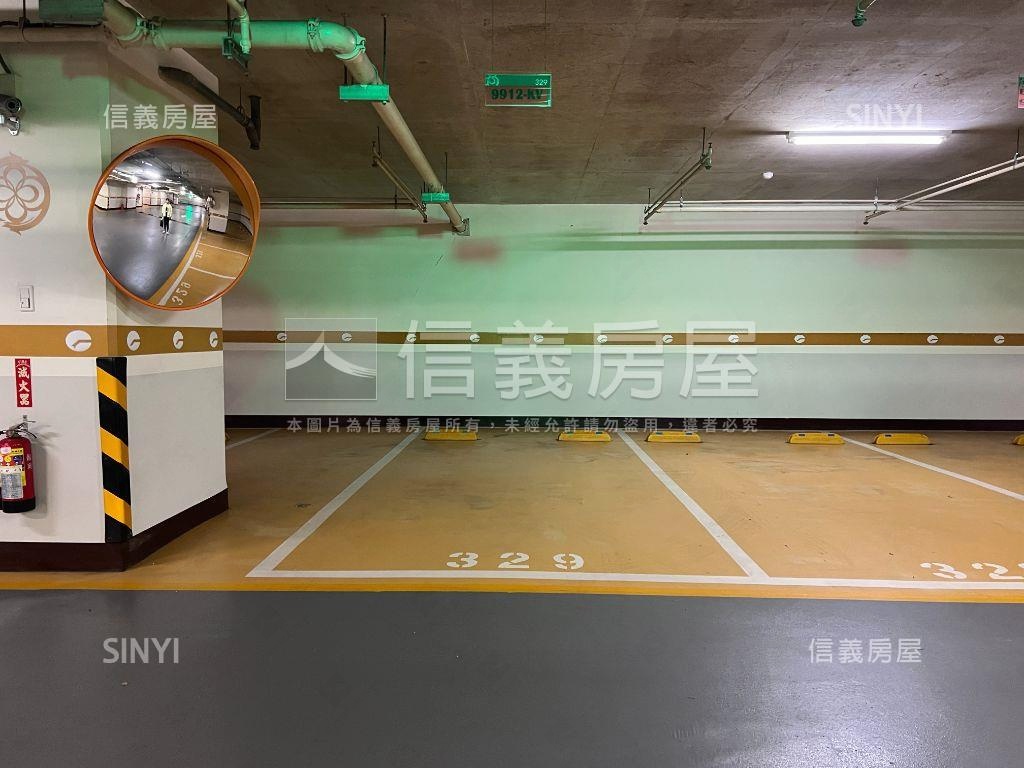 遠雄美裝挑高豪景兩房一室房屋室內格局與周邊環境