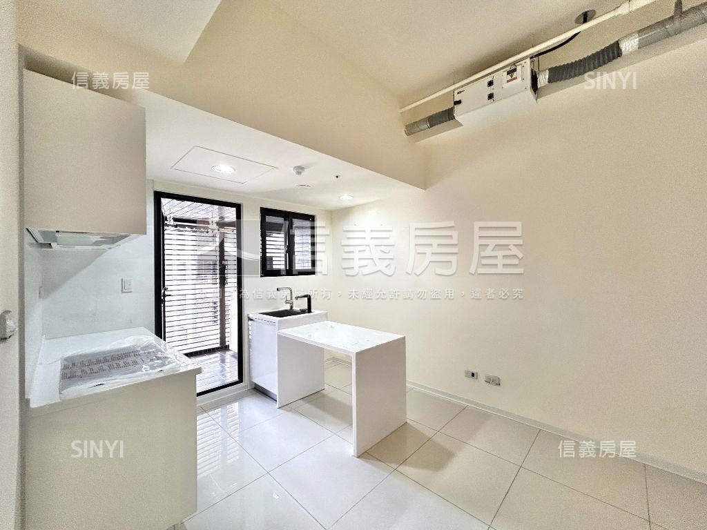 市政１號院朝南美視野房屋室內格局與周邊環境