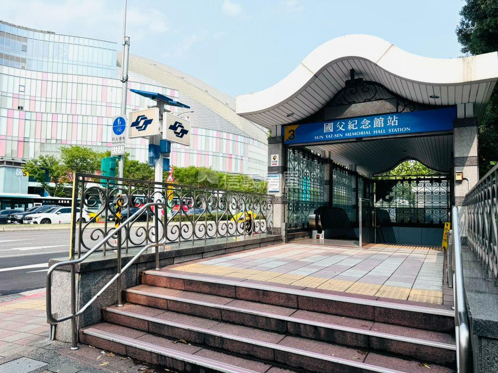 預售仁愛玉璽３樓Ａ戶房屋室內格局與周邊環境