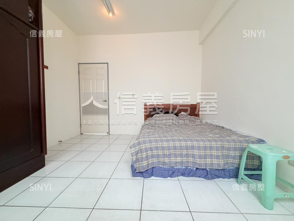 屋況佳中投美透天房屋室內格局與周邊環境