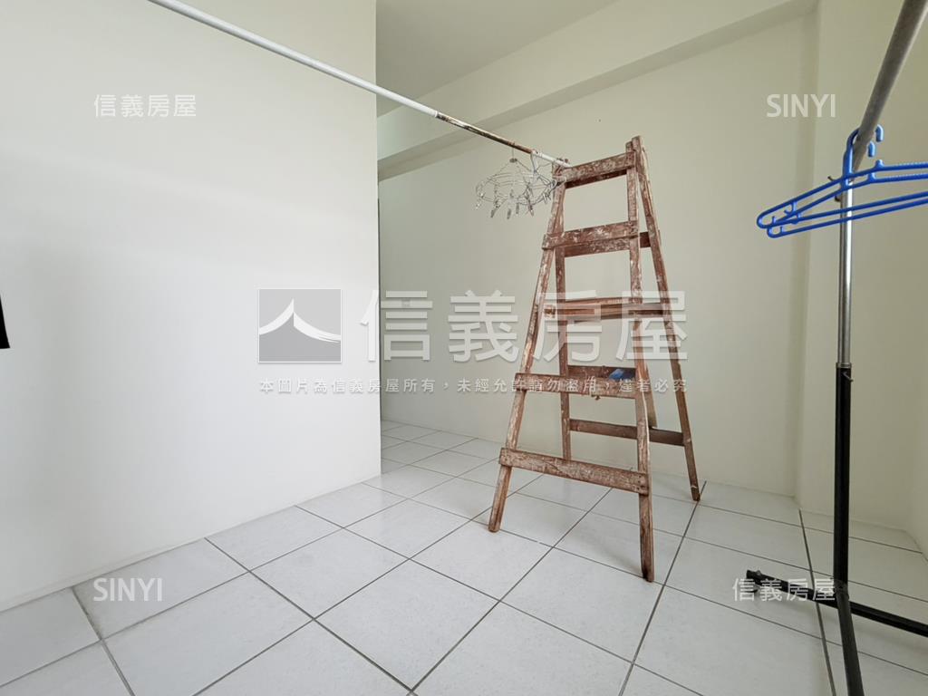 屋況佳中投美透天房屋室內格局與周邊環境