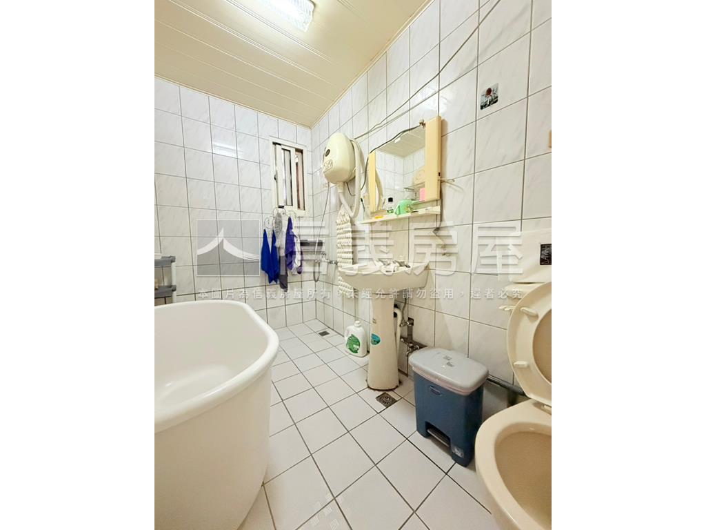 屋況佳中投美透天房屋室內格局與周邊環境