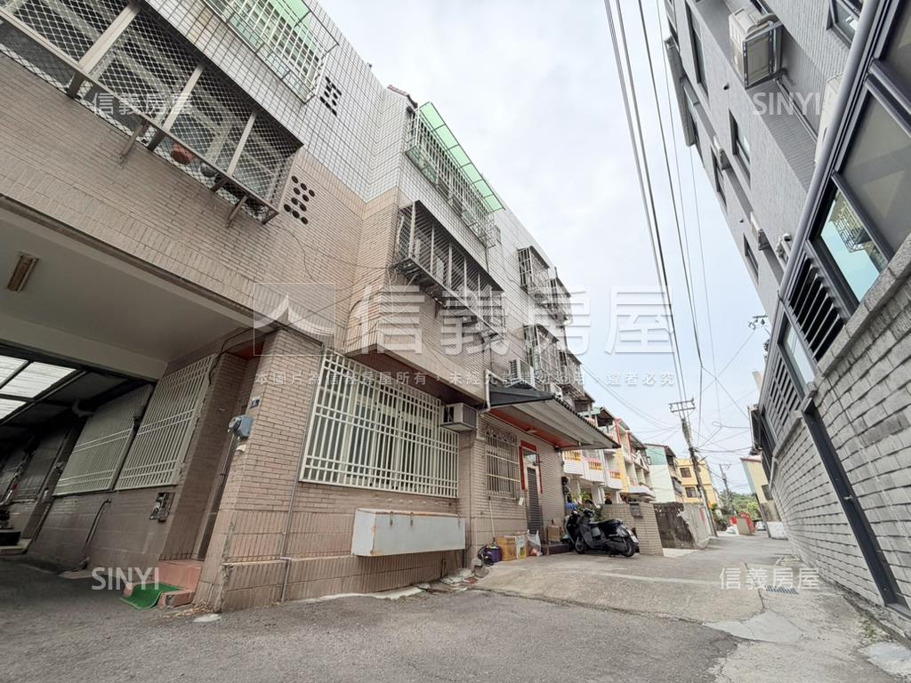 屋況佳中投美透天房屋室內格局與周邊環境