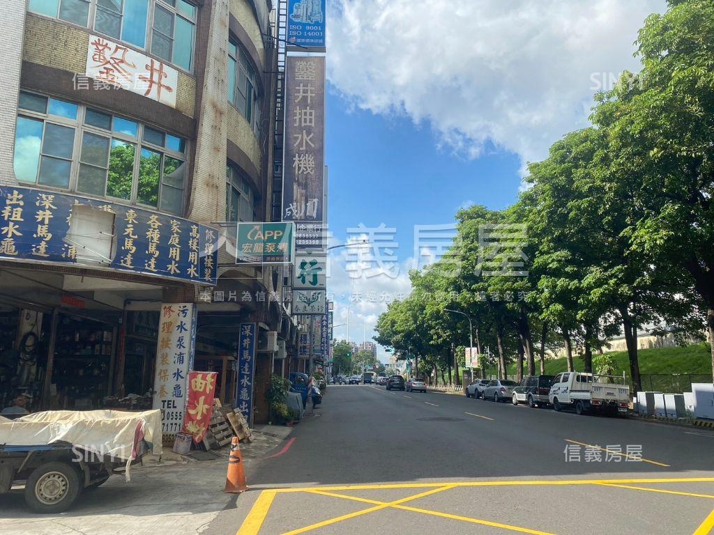 近衛武營正路透天房屋室內格局與周邊環境