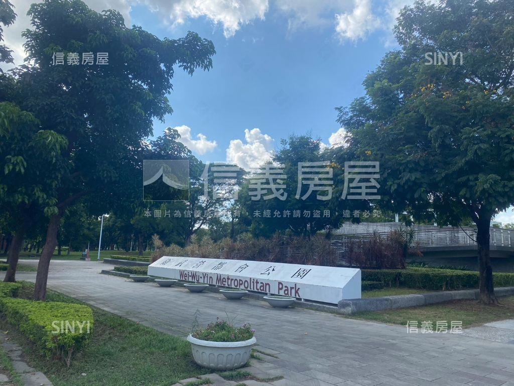 近衛武營正路透天房屋室內格局與周邊環境