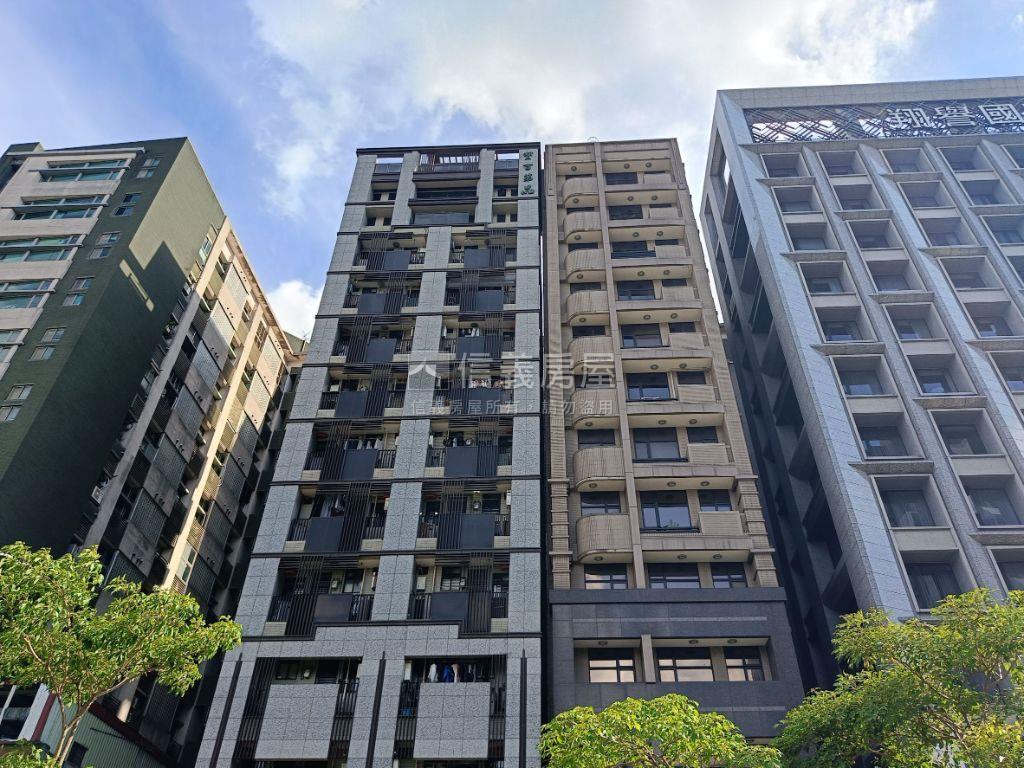 松山寶吉頂樓露臺戶房屋室內格局與周邊環境