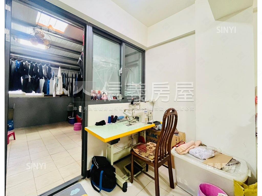 雅楓街透天店墅房屋室內格局與周邊環境