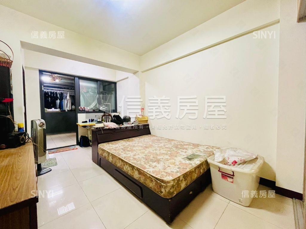 雅楓街透天店墅房屋室內格局與周邊環境