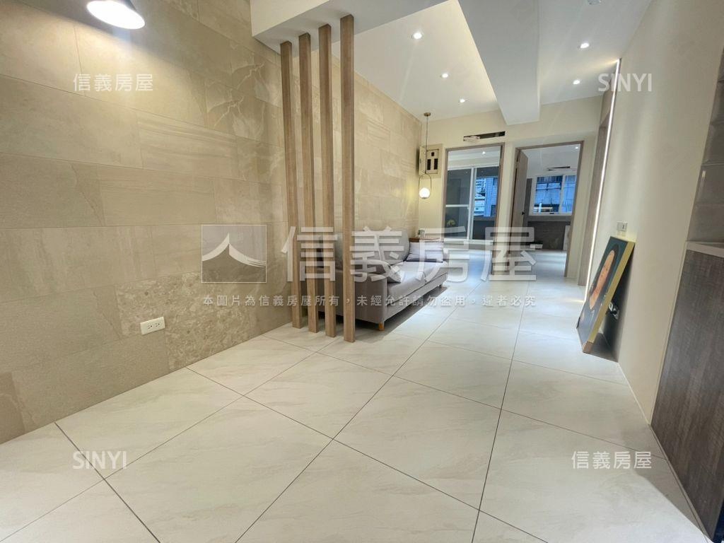 電梯精美裝潢三房房屋室內格局與周邊環境