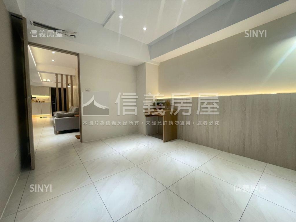 電梯精美裝潢三房房屋室內格局與周邊環境