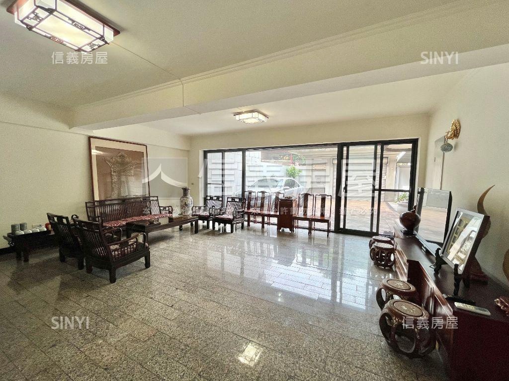 面公園百坪豪邸房屋室內格局與周邊環境