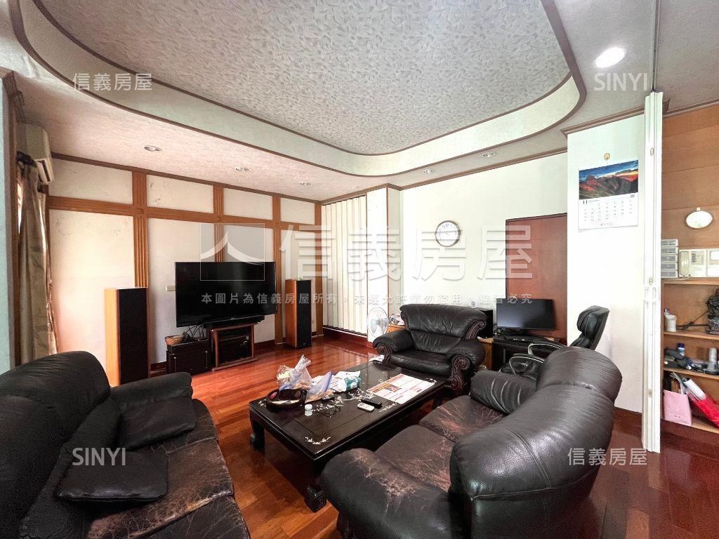 面公園百坪豪邸房屋室內格局與周邊環境