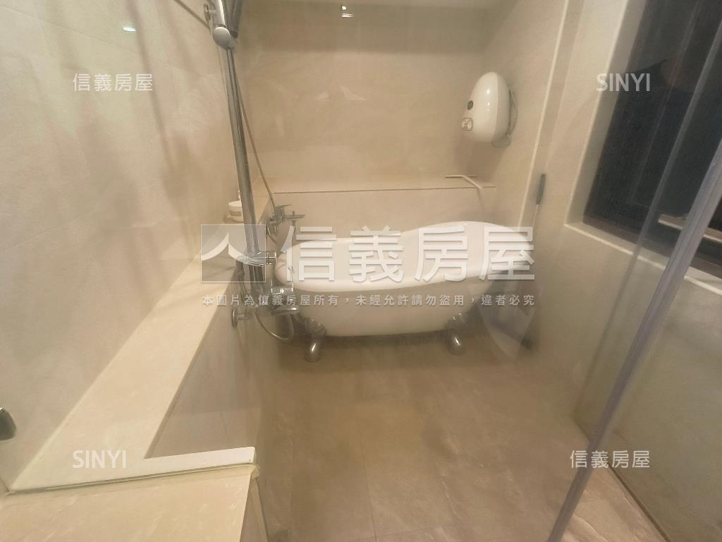 歐洲庭園典雅豪邸房屋室內格局與周邊環境