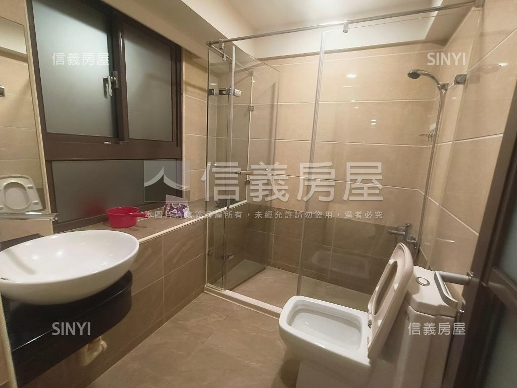 歐洲庭園典雅豪邸房屋室內格局與周邊環境