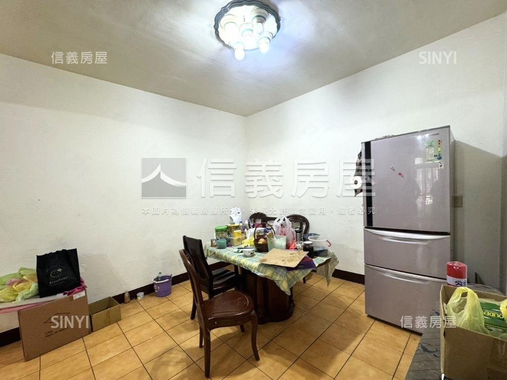 中港路一層一戶四房美寓房屋室內格局與周邊環境