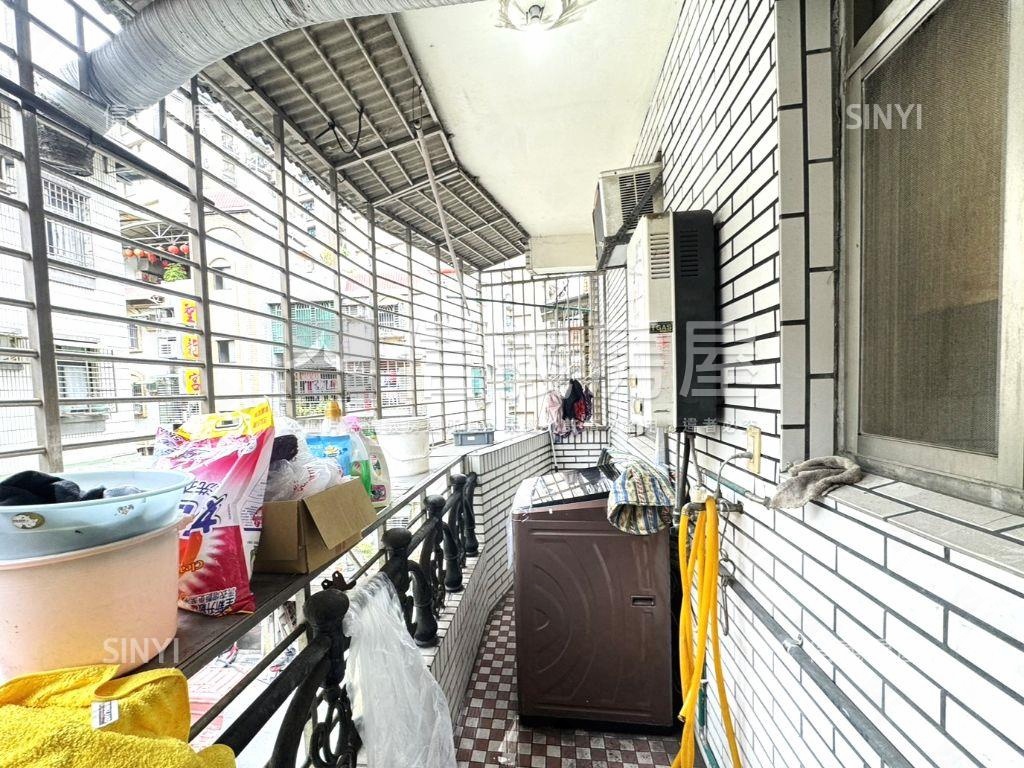 中港路一層一戶四房美寓房屋室內格局與周邊環境