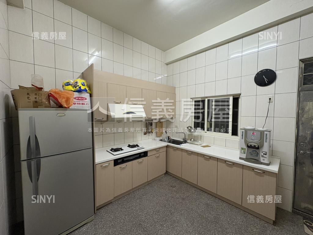 孝倫路臨路別墅房屋室內格局與周邊環境