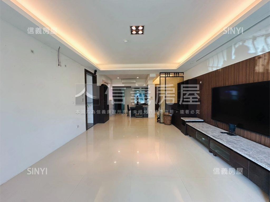 椰林大道美景四房雙車位房屋室內格局與周邊環境