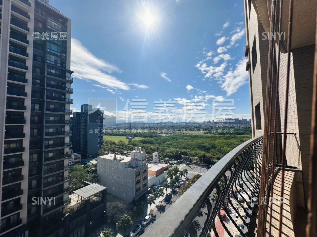 椰林大道美景四房雙車位房屋室內格局與周邊環境