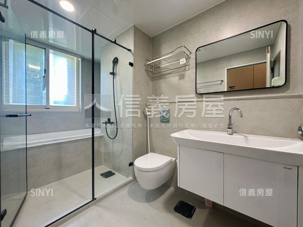 椰林大道美景四房雙車位房屋室內格局與周邊環境