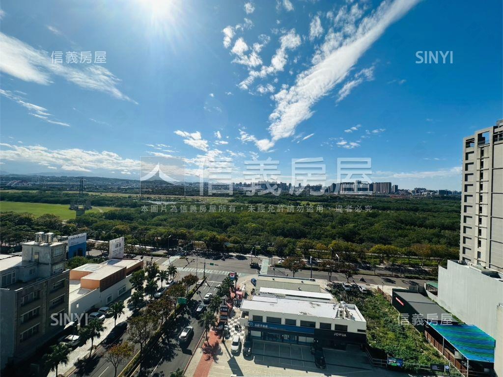 椰林大道美景四房雙車位房屋室內格局與周邊環境