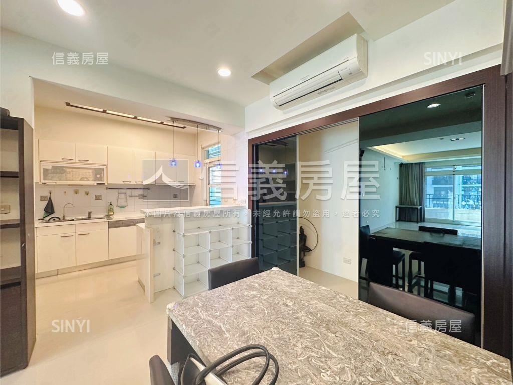 椰林大道美景四房雙車位房屋室內格局與周邊環境