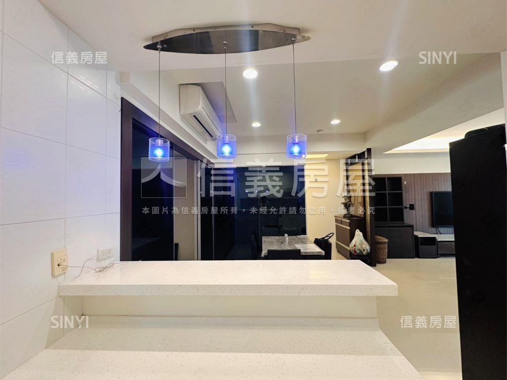 椰林大道美景四房雙車位房屋室內格局與周邊環境