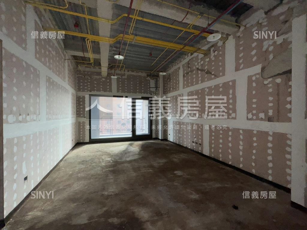 前金愛河Ｐ＆Ｔ豪宅房屋室內格局與周邊環境