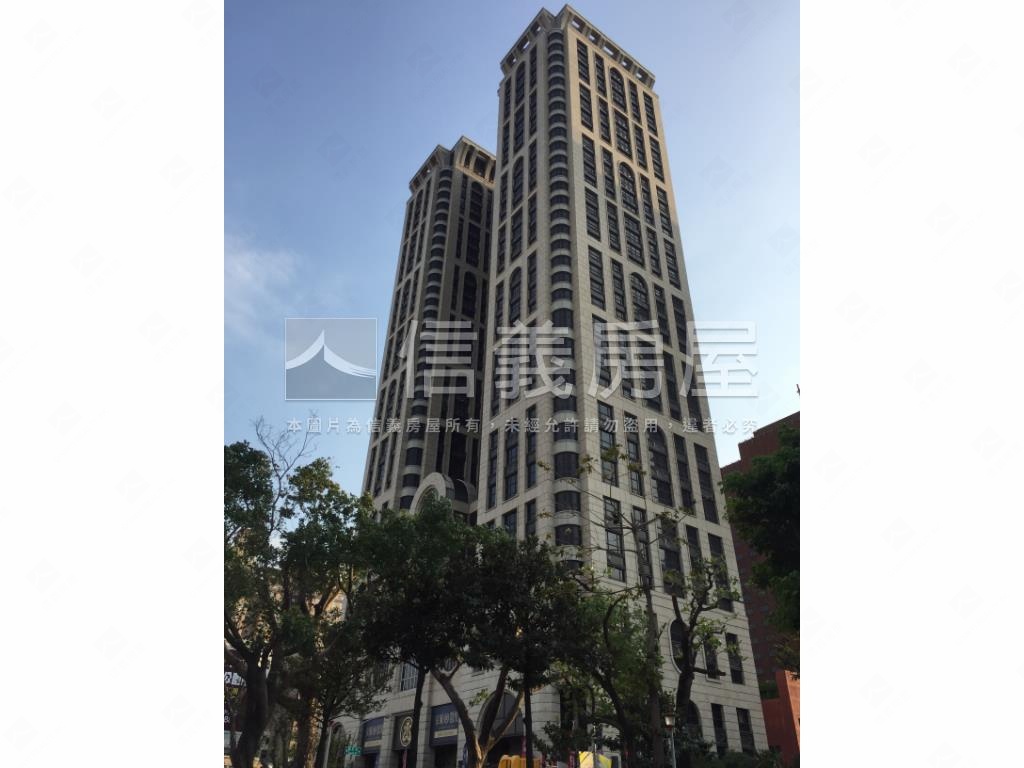 前金愛河Ｐ＆Ｔ豪宅房屋室內格局與周邊環境