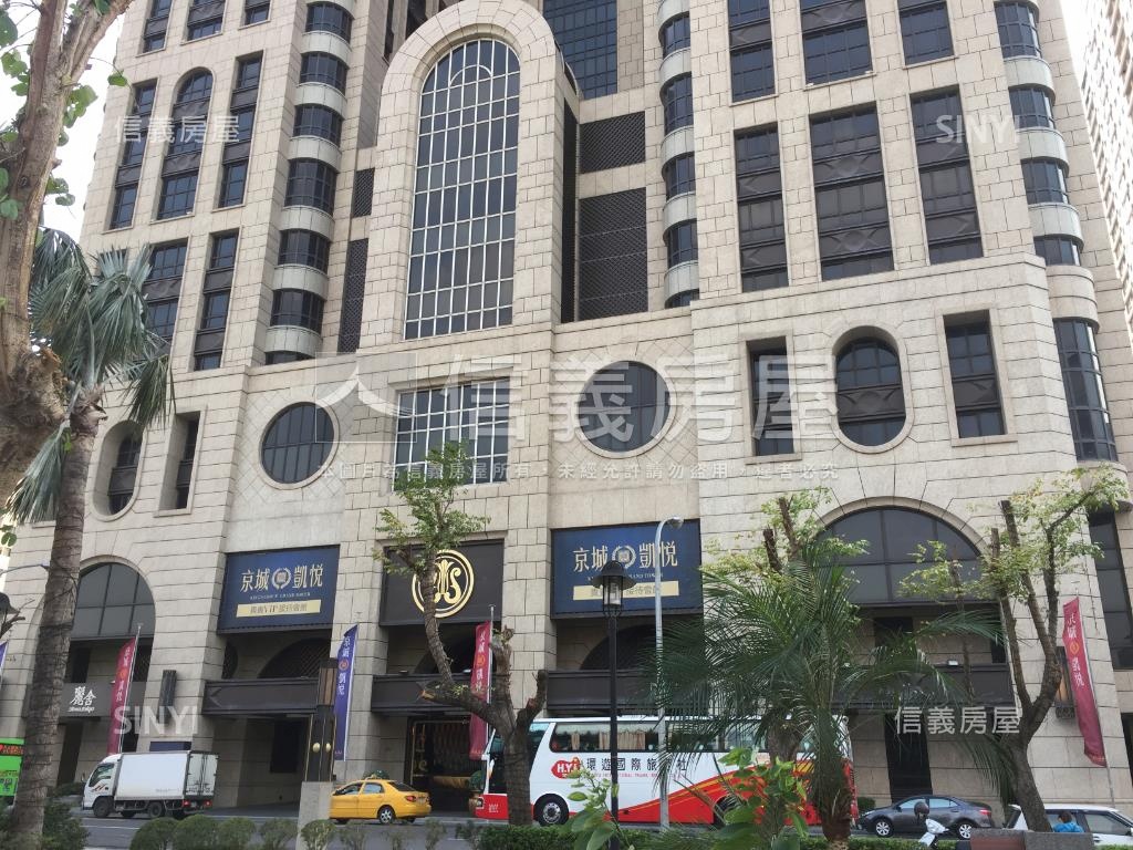 前金愛河Ｐ＆Ｔ豪宅房屋室內格局與周邊環境