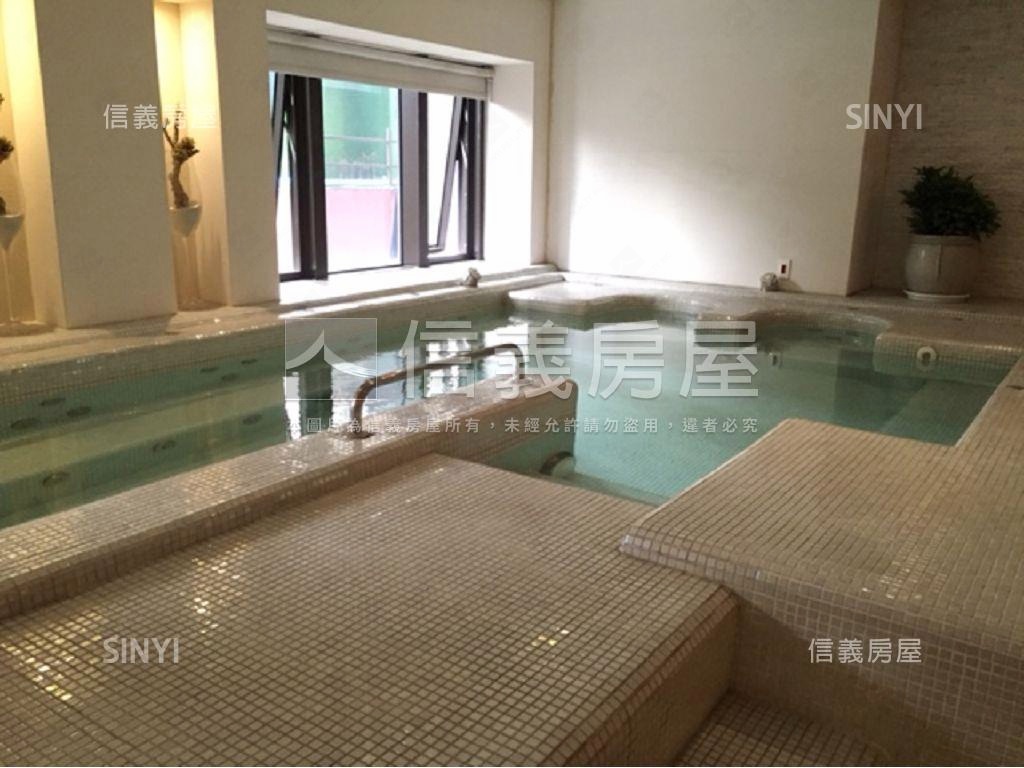 前金愛河Ｐ＆Ｔ豪宅房屋室內格局與周邊環境