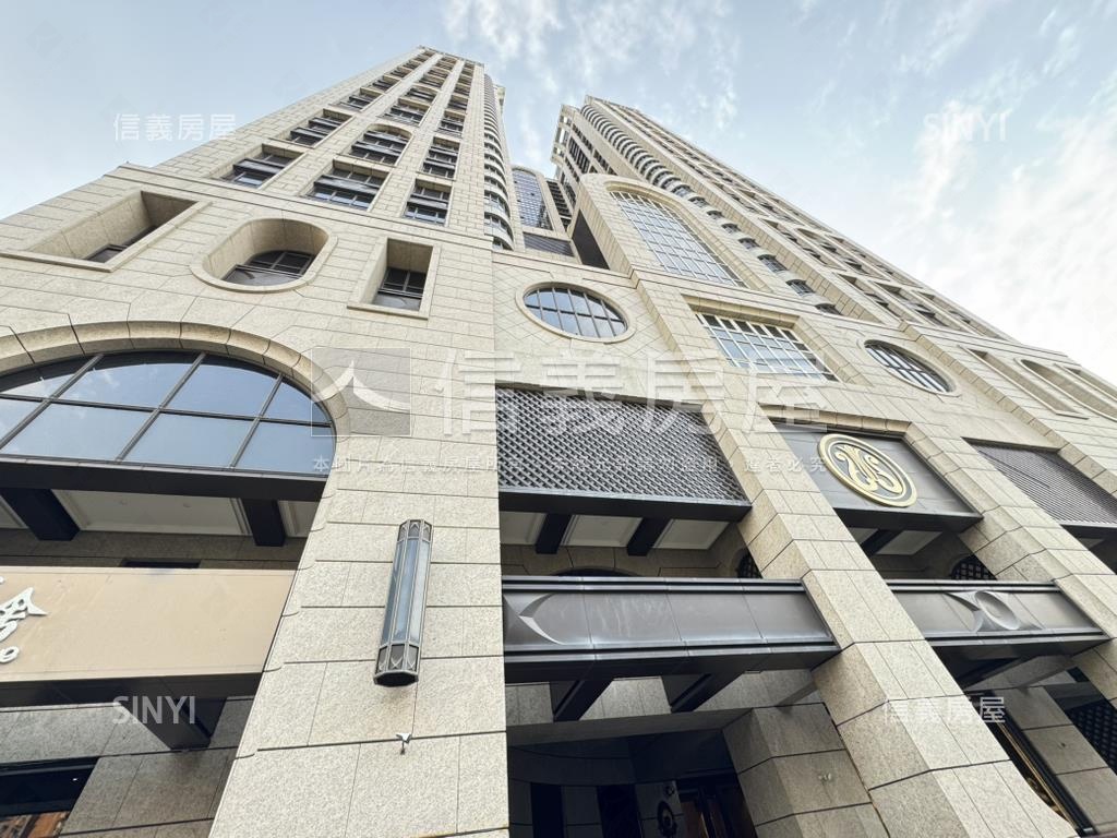 前金愛河Ｐ＆Ｔ豪宅房屋室內格局與周邊環境