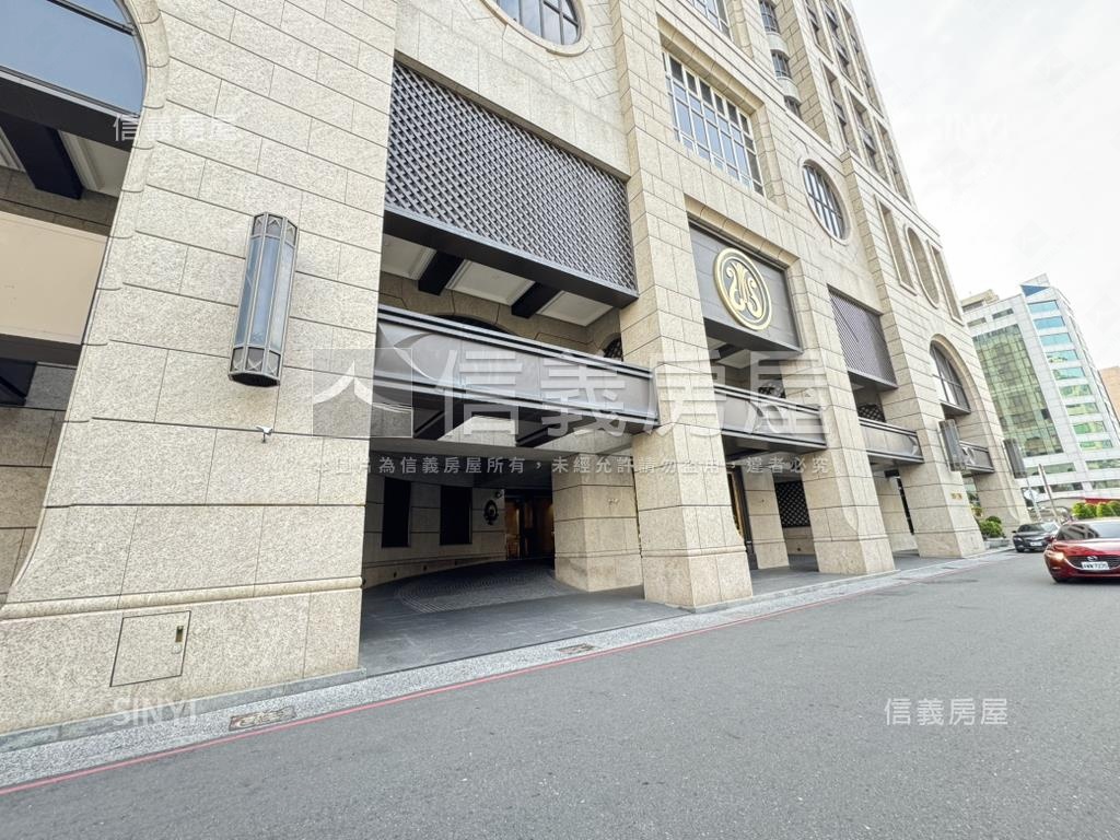 前金愛河Ｐ＆Ｔ豪宅房屋室內格局與周邊環境