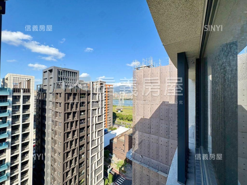 仁義重劃區仁仁邑兩房雙車房屋室內格局與周邊環境