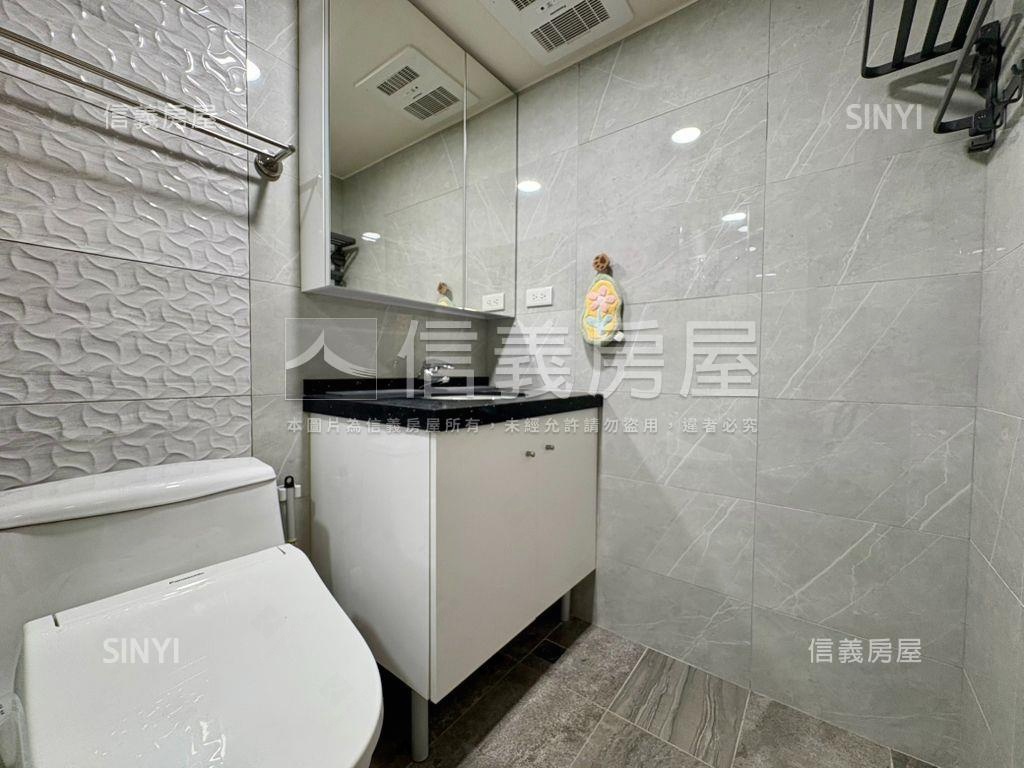 仁義重劃區仁仁邑兩房雙車房屋室內格局與周邊環境