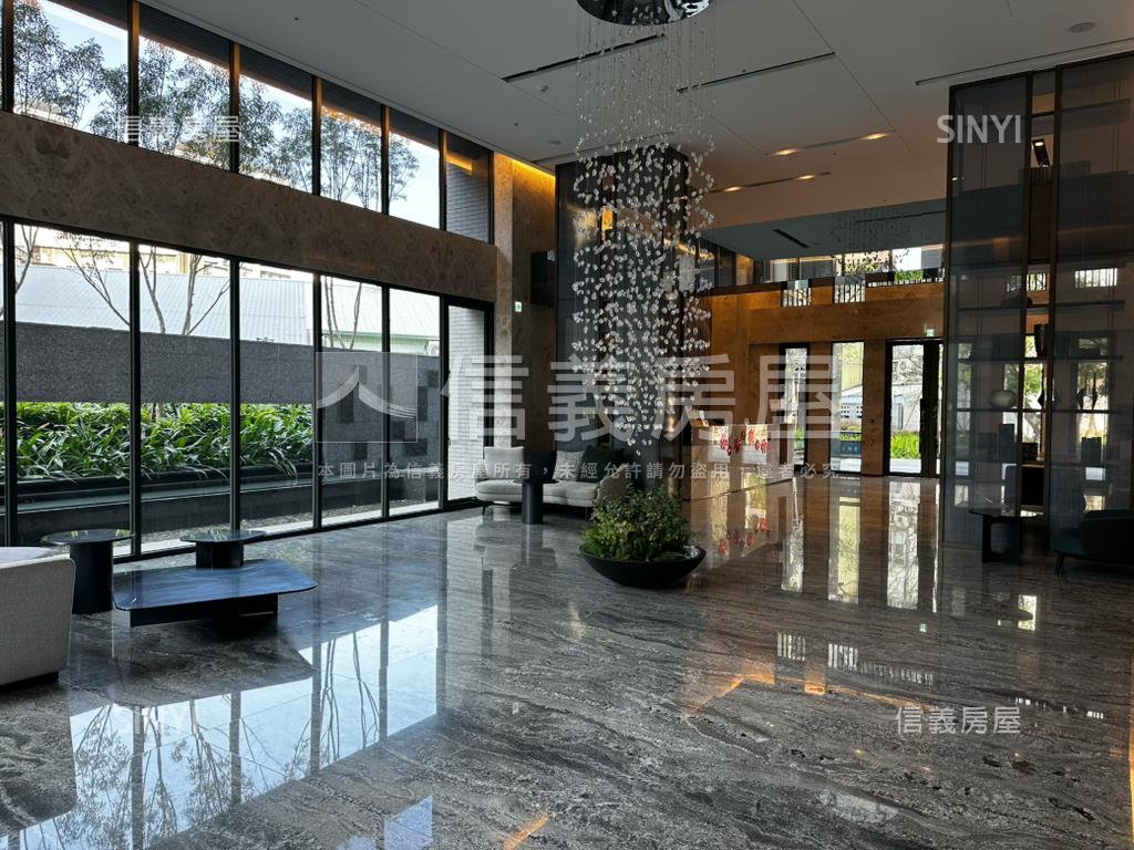 樂ＭＯＲＥ邊間兩房車位房屋室內格局與周邊環境