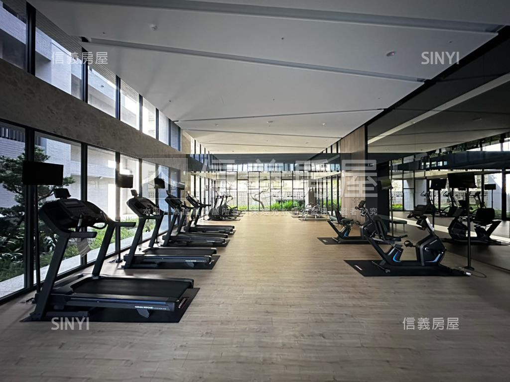 樂ＭＯＲＥ邊間兩房車位房屋室內格局與周邊環境