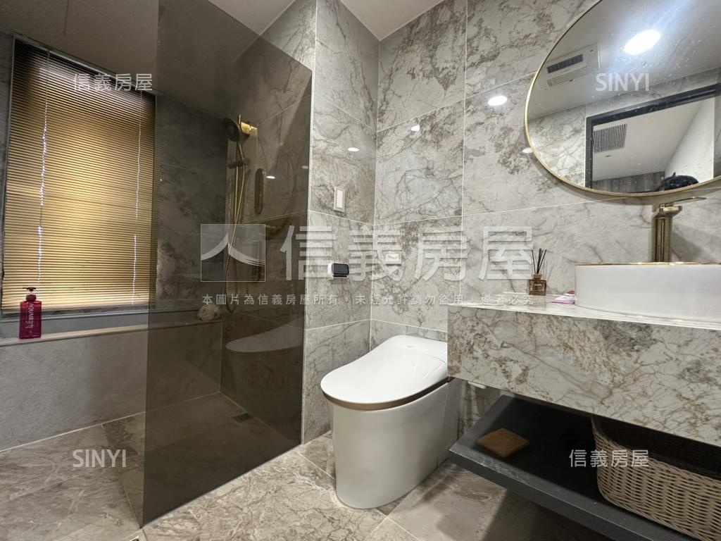 專。大城雲杉高樓奢石裝潢房屋室內格局與周邊環境