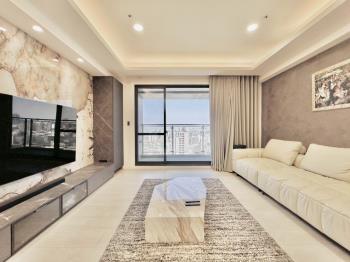 專。大城雲杉高樓奢石裝潢